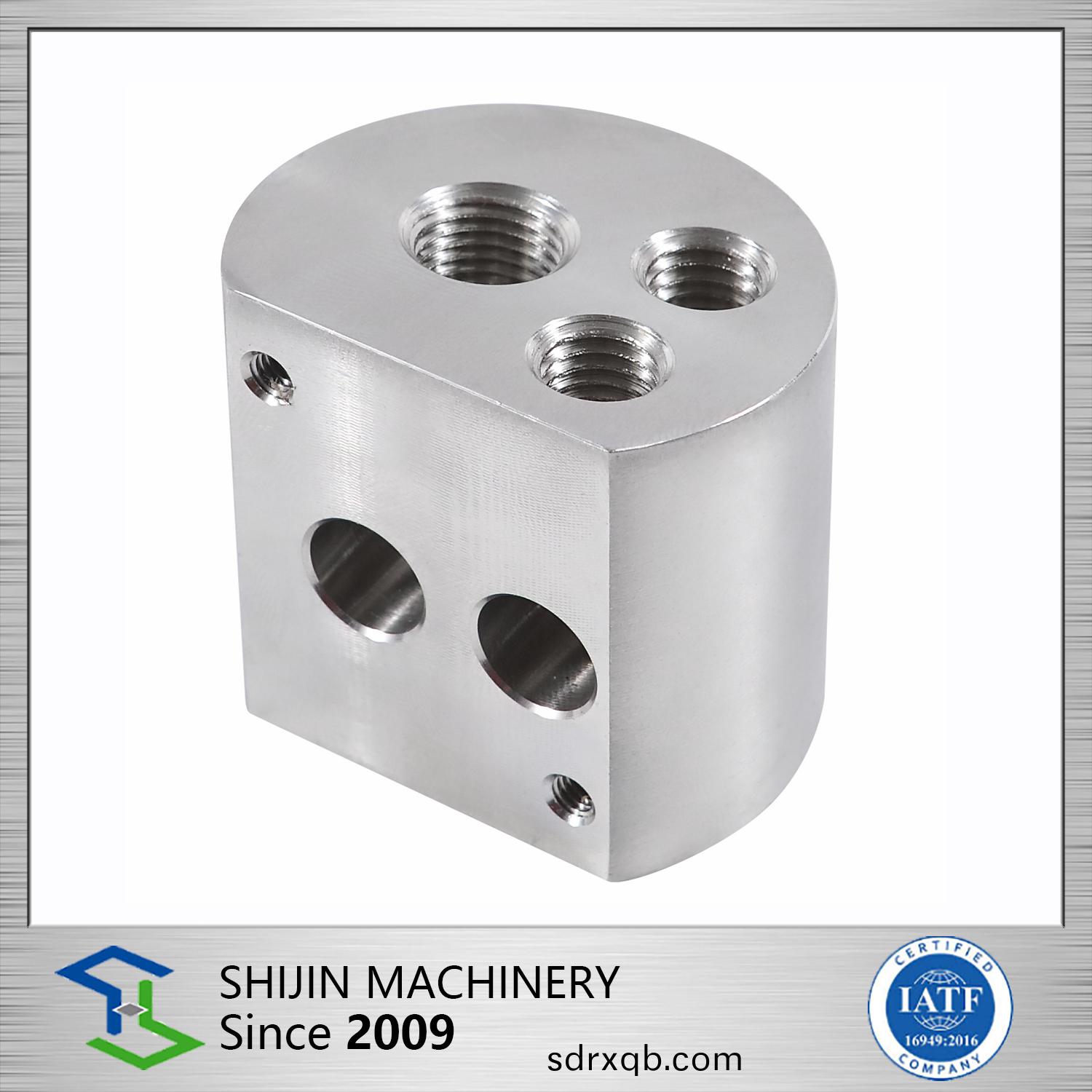 風(fēng)電(dian)行業(yè)-非標(biāo)(biao)定(ding)製(zhi)閥塊/閥體1，角度(du)1